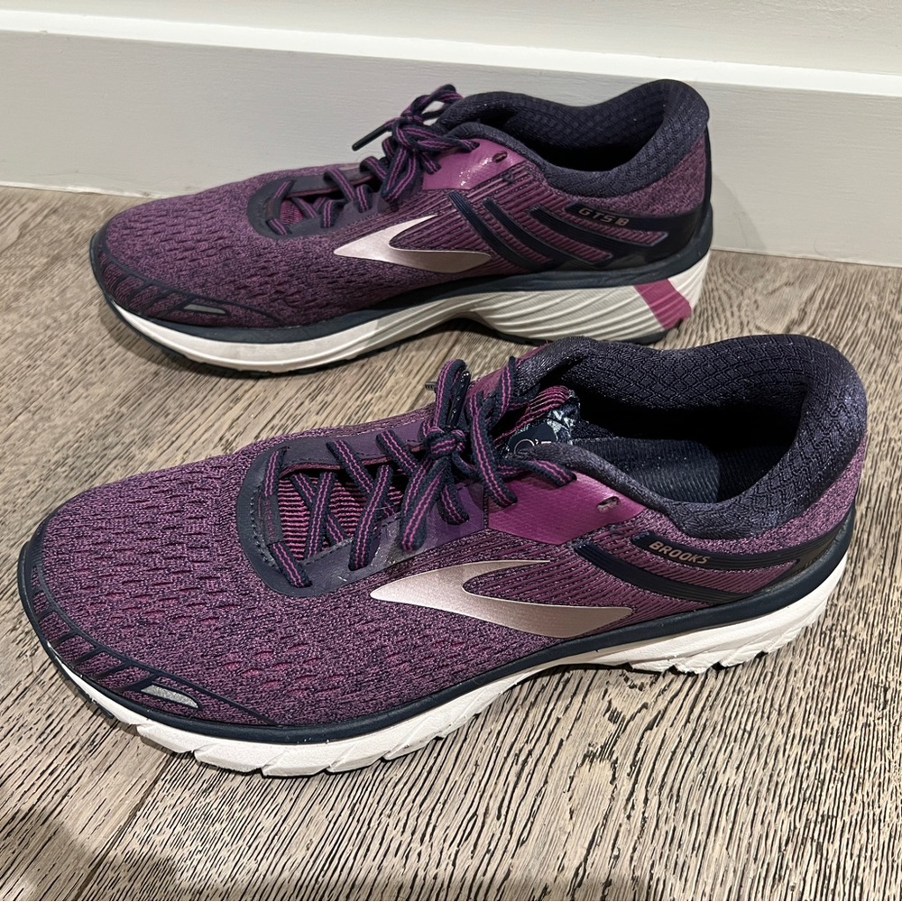 Brooks Adrenaline GTS 18 Sneakers Berkshire Hathaway Purple Women's Sz 9.5 - Picture 9 of 14